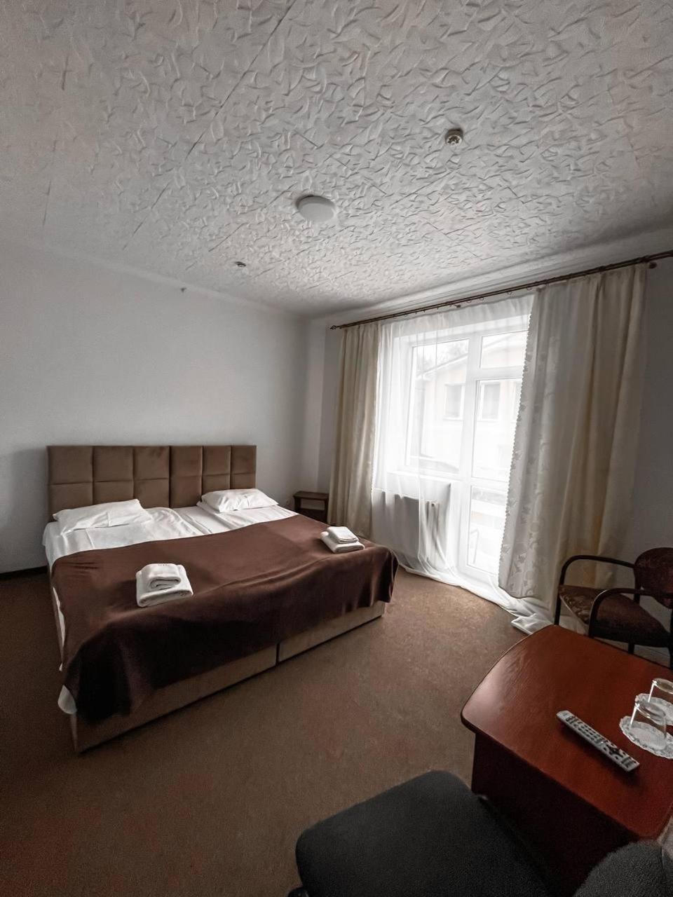 Hotel Continent ポリアナ エクステリア 写真